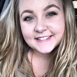 Meet your Posher, Trisha